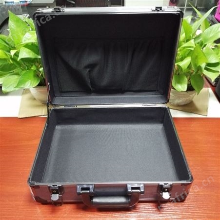 定做铝合金箱 定制航空箱 拉杆箱 工具箱 服装箱 仪器箱 器材箱 运输箱