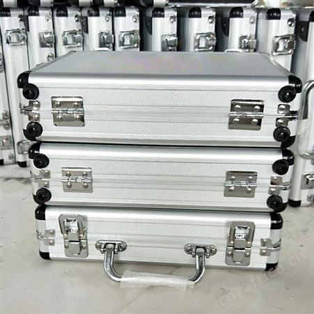 定做各种铝箱 定制工具箱 收纳箱航空箱 铝合金工具箱包