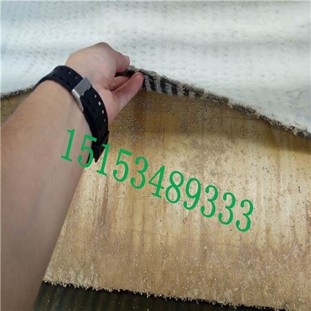 地下水库用钠基膨润土防水毯 人工湖用膨润土防水毯 覆膜防水毯