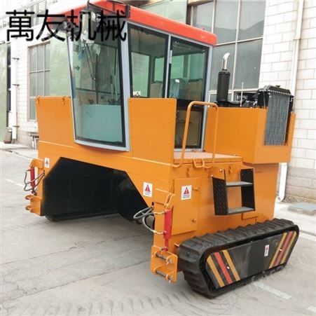 牛粪液压槽式翻堆机 鸡粪好氧堆肥自动出料链板翻堆机 猪粪有机肥翻堆设备厂家