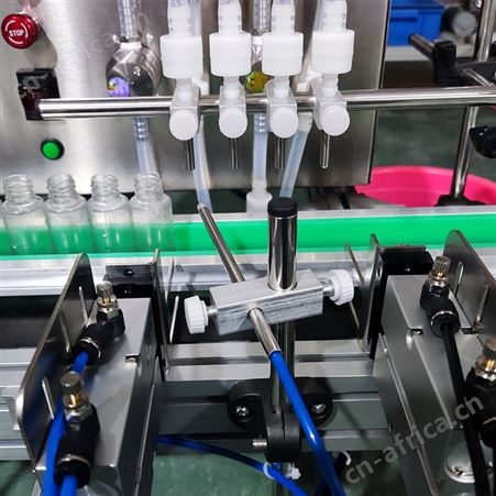 全自动精油罐装旋盖机 粘稠液体灌装机生产线 自动油灌装机械设备