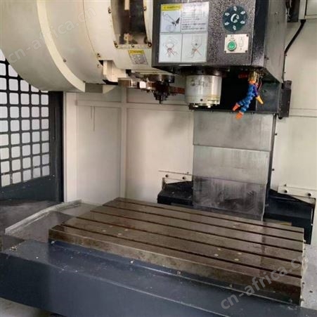 出售中国台湾友嘉二手立式加工中心VMP32A共10台，另有大隈车床LCR-270