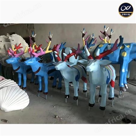 玻璃钢卡通兔子雕塑定做 小鹿动物透光造型小品设计