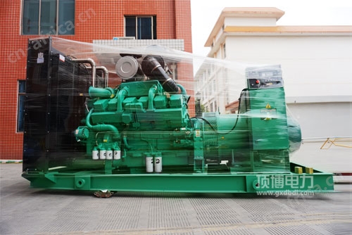 720KW重庆康明斯柴油发电机组KTA38-G2A技术参数
