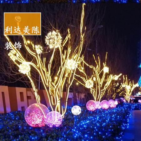 北京利达大型圣诞树 大型铁架圣诞树 实木礼品盒实木小木屋大小尺寸可订制不同高度